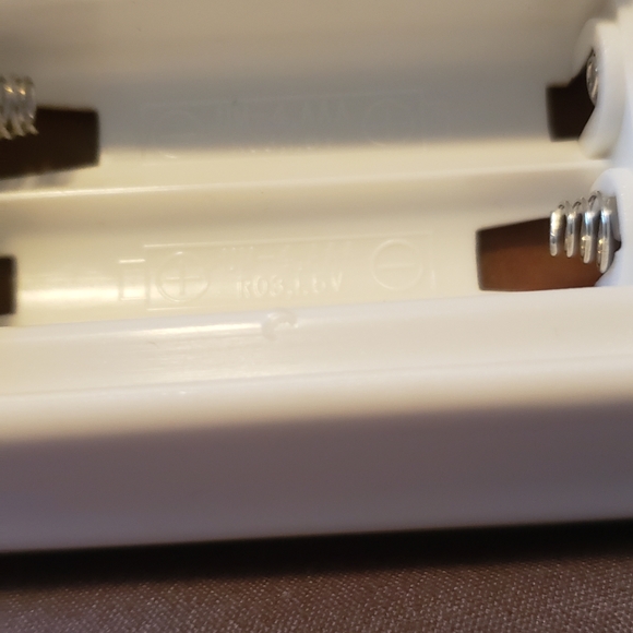 universal remote - Picture 7 of 7